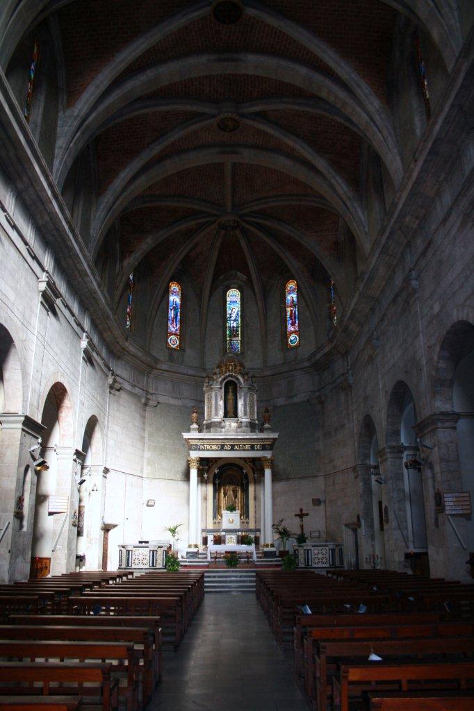 Vegues_Església-de-Sant-Julià.